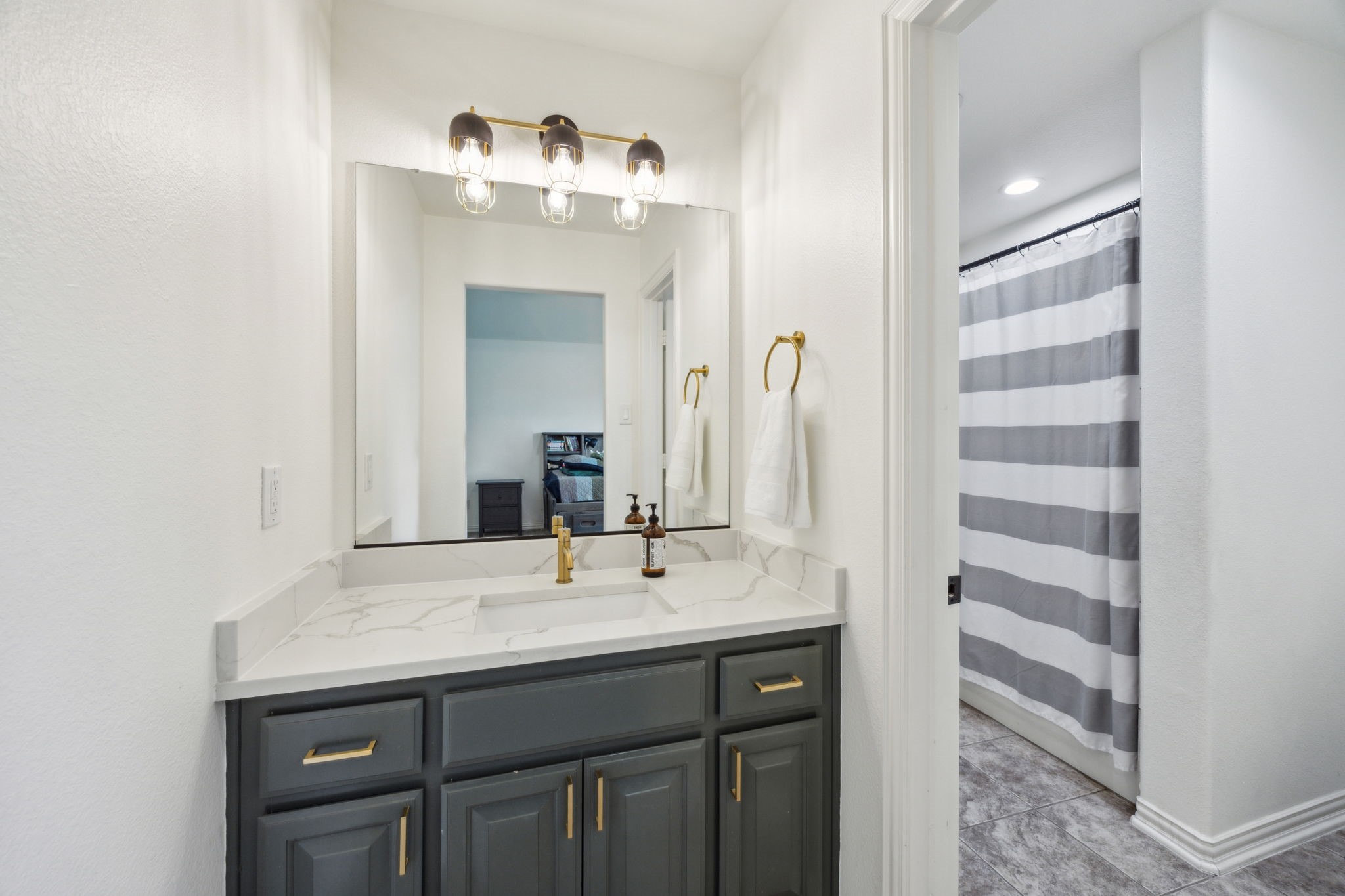 2242 Magic Mantle Drive