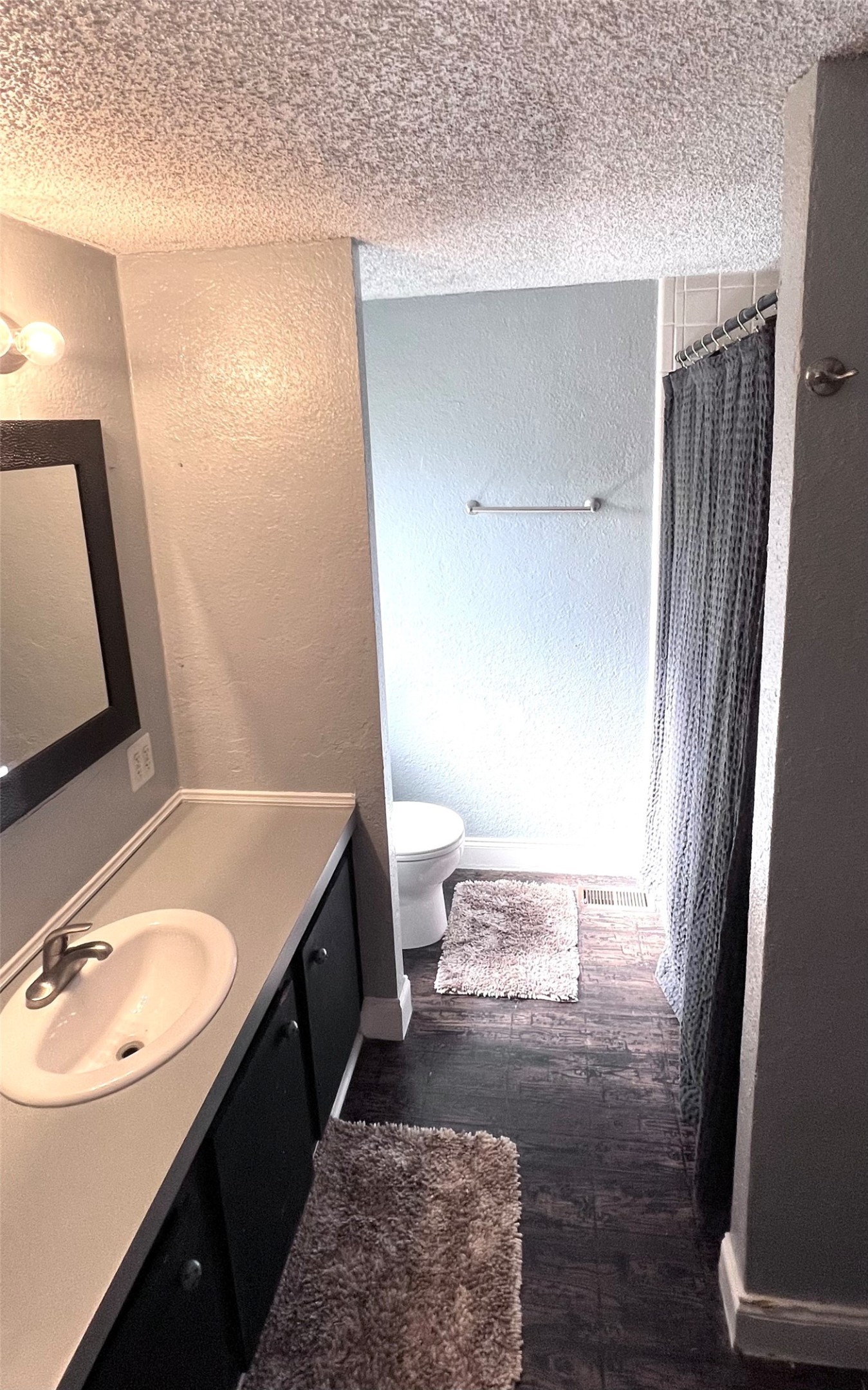 9083 County Road 864