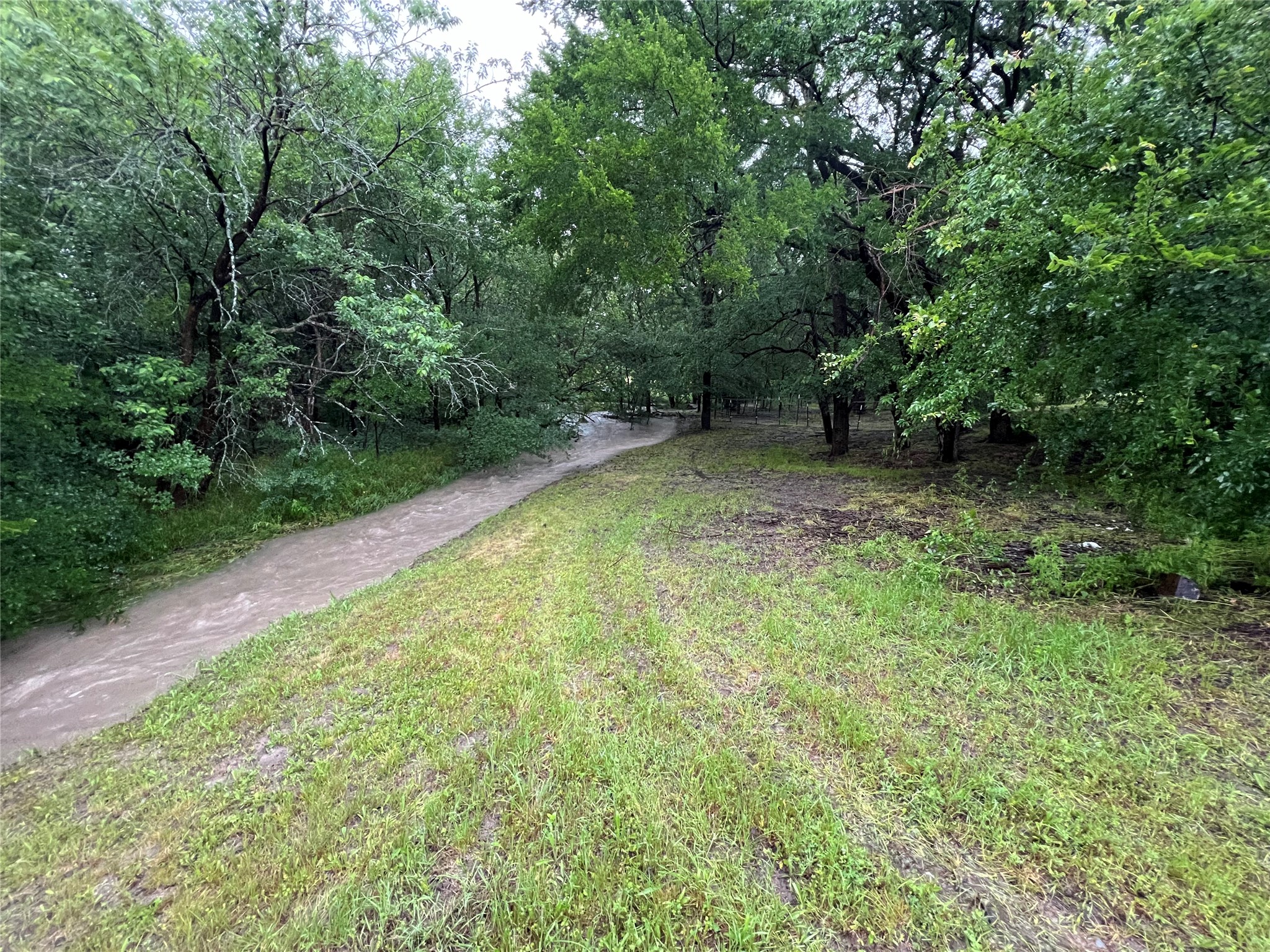 9083 County Road 864