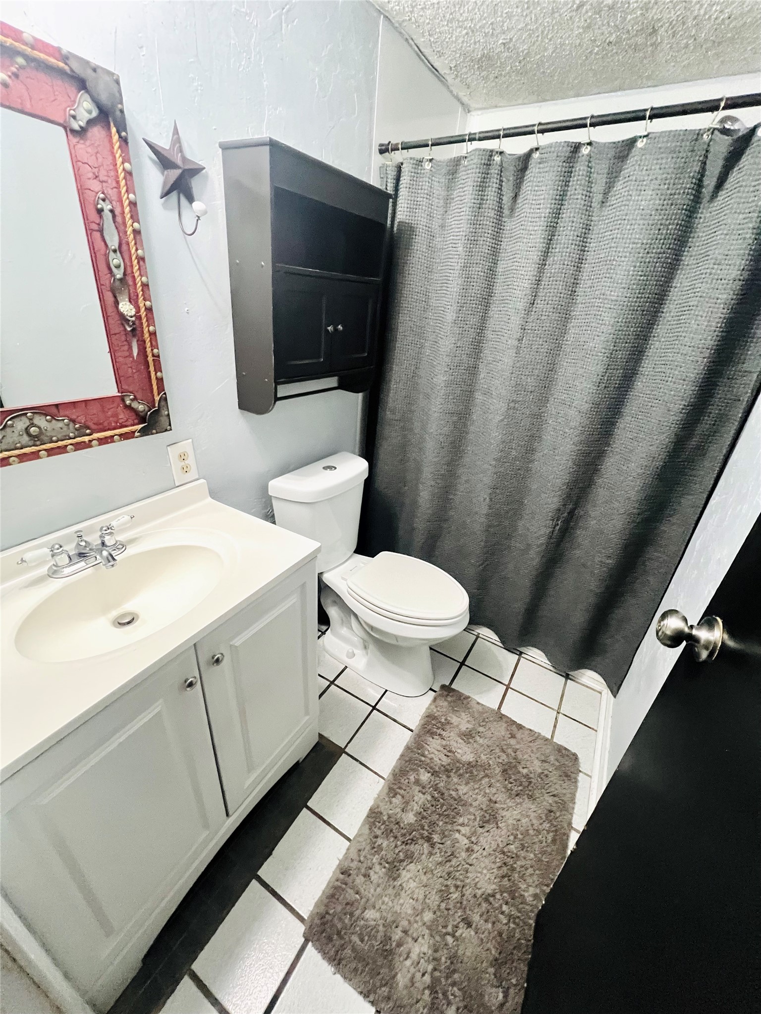 9083 County Road 864
