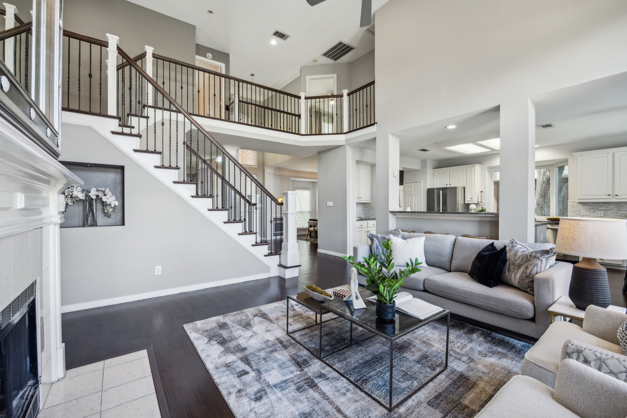 2716 Meadow Hills Lane