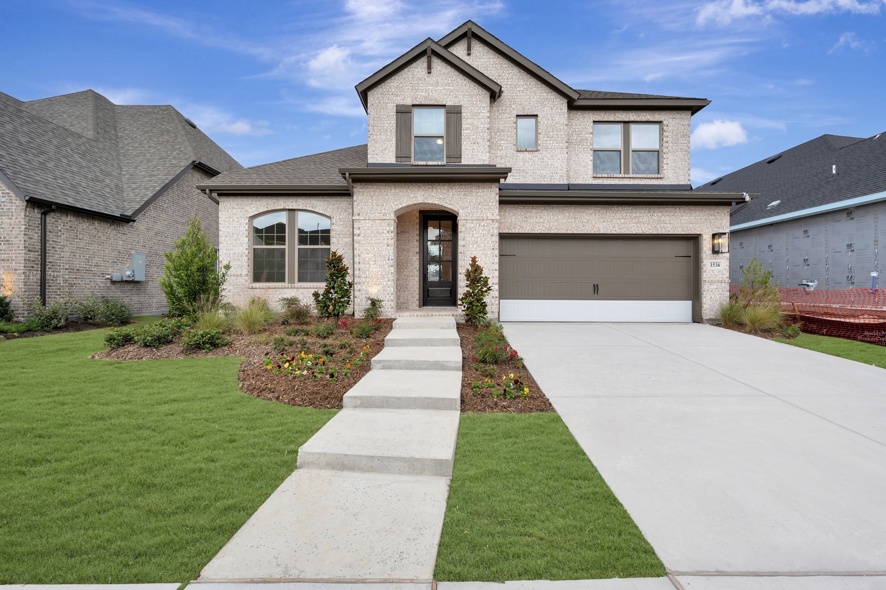 1536 Ebling Way