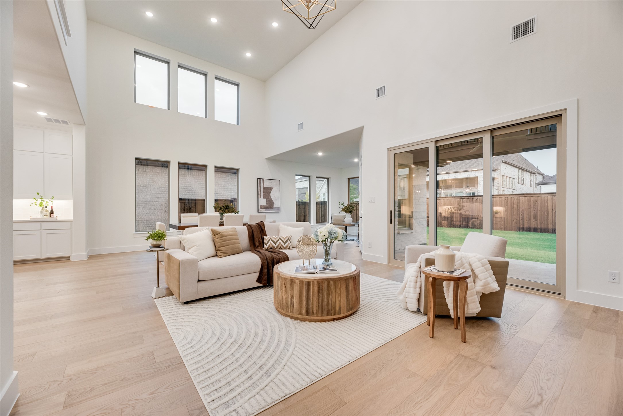 3916 Sunrise Lane