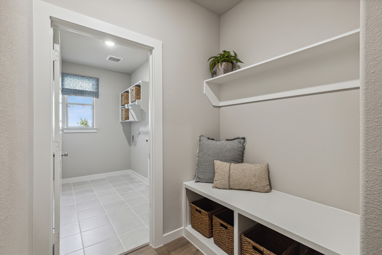 2103 Windsong Path