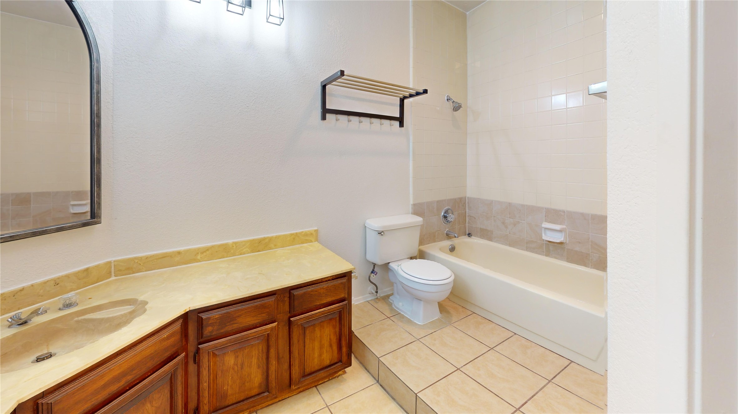 3100 Devonshire Drive 205