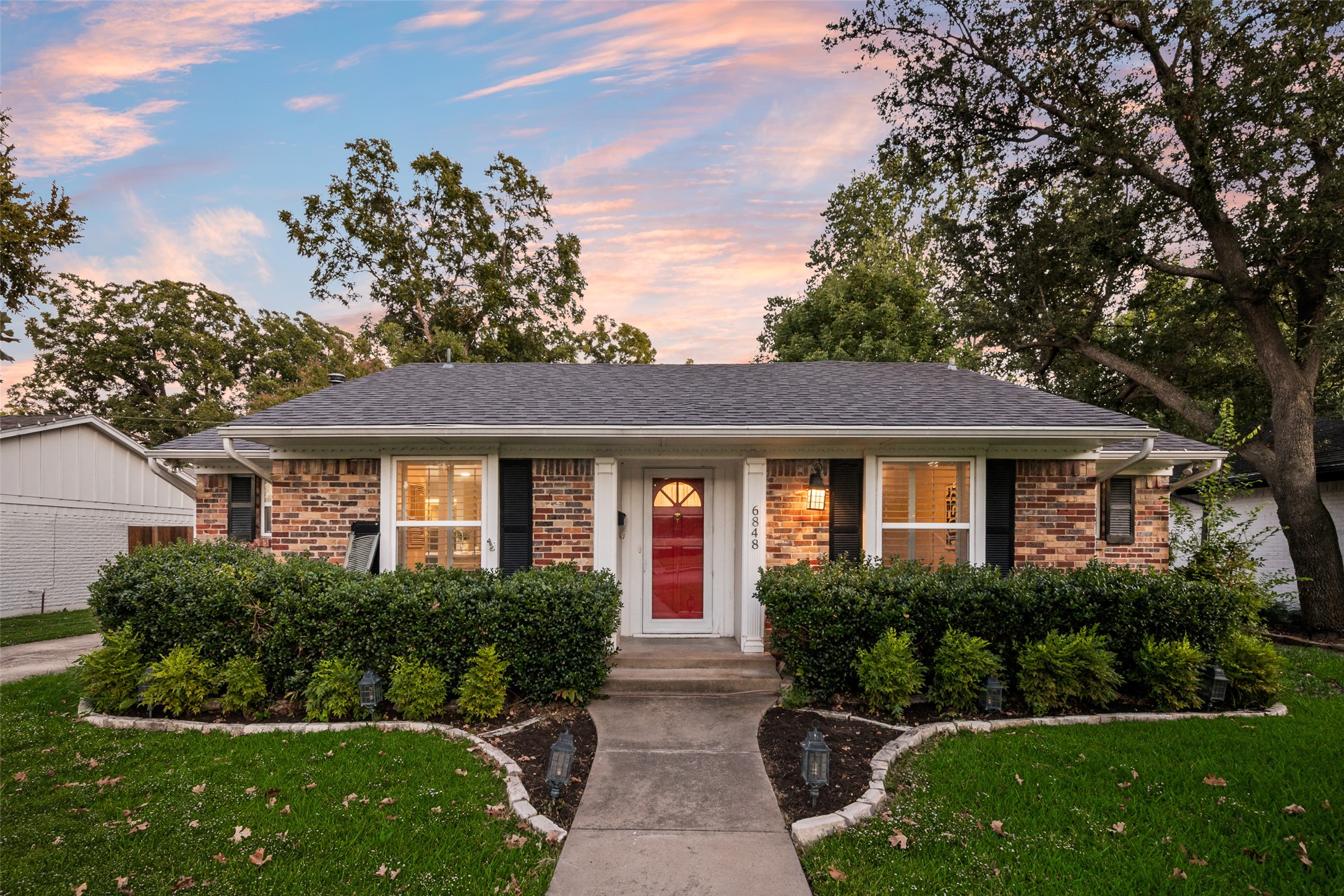6848 Town North Drive