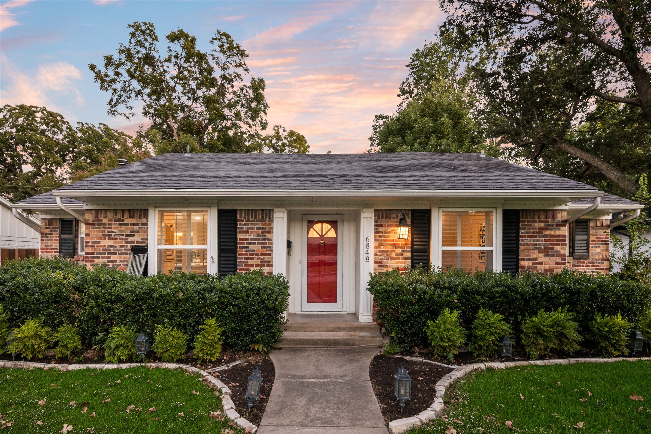 6848 Town North Drive