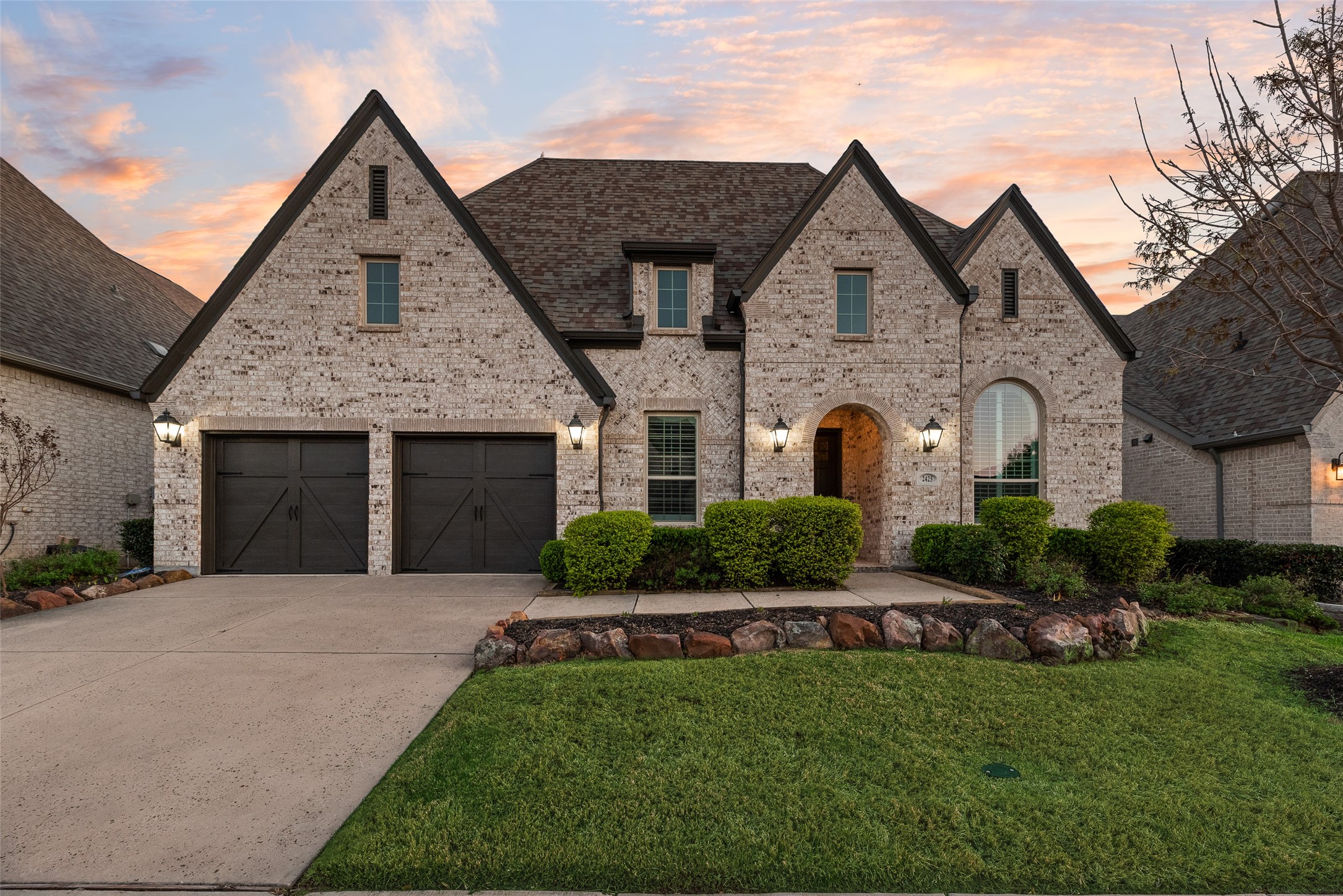 2425 Eclipse Place
