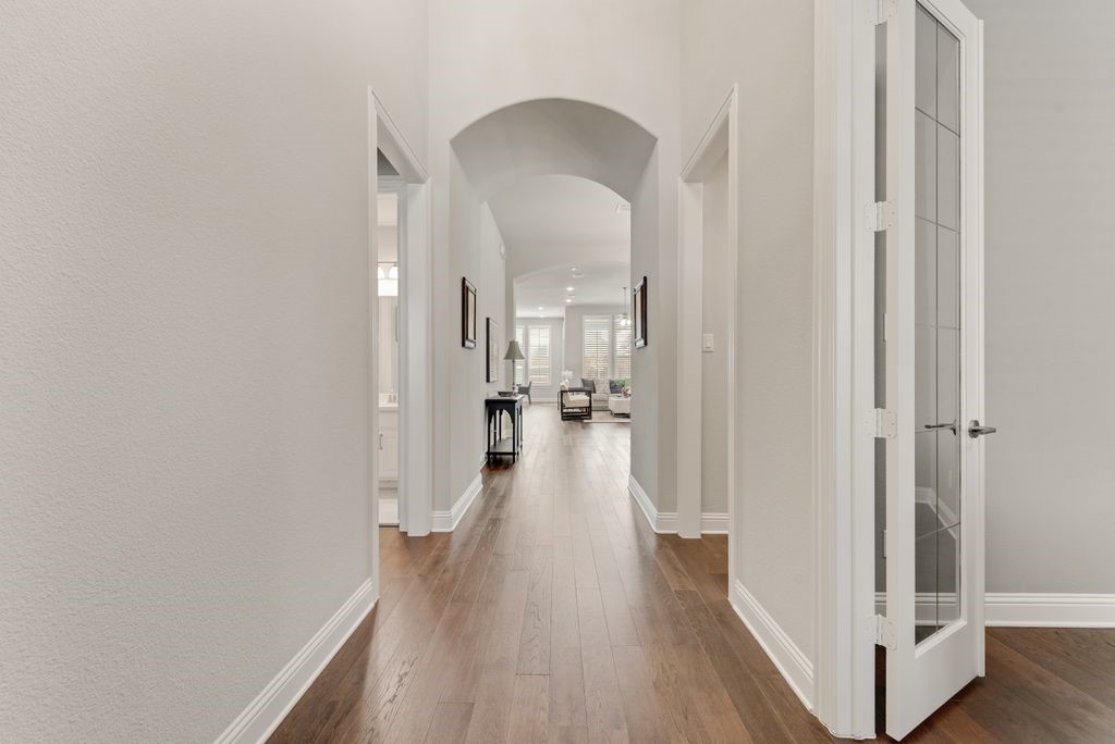 2425 Eclipse Place