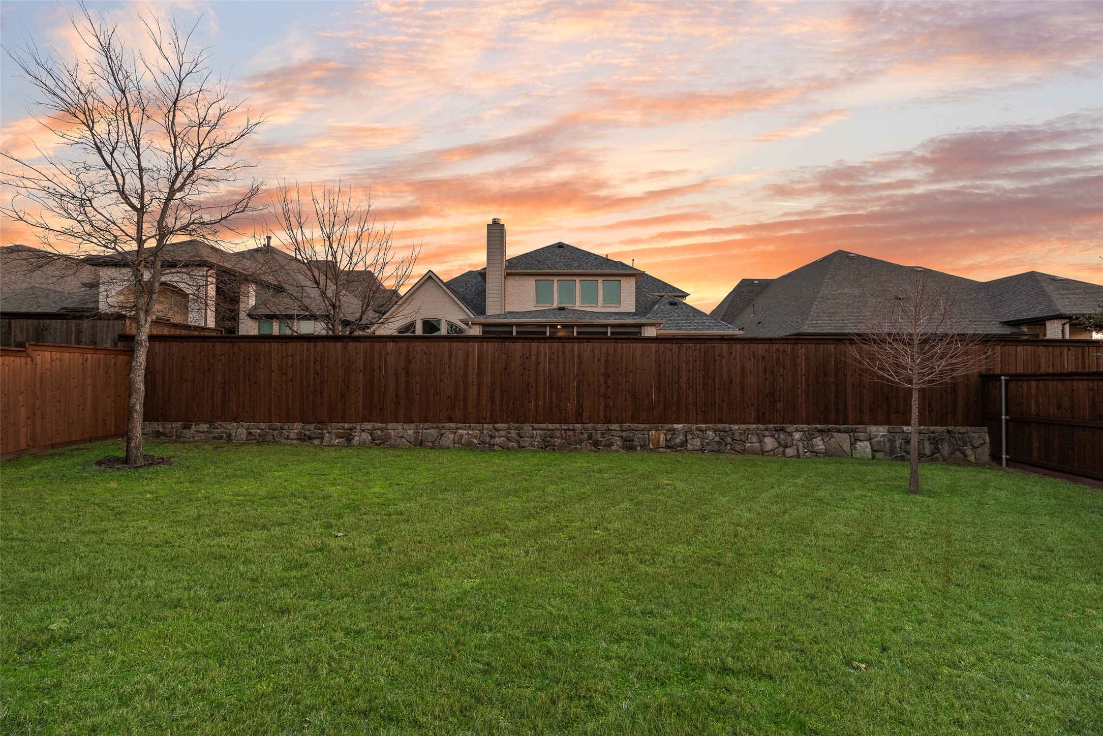 2425 Eclipse Place