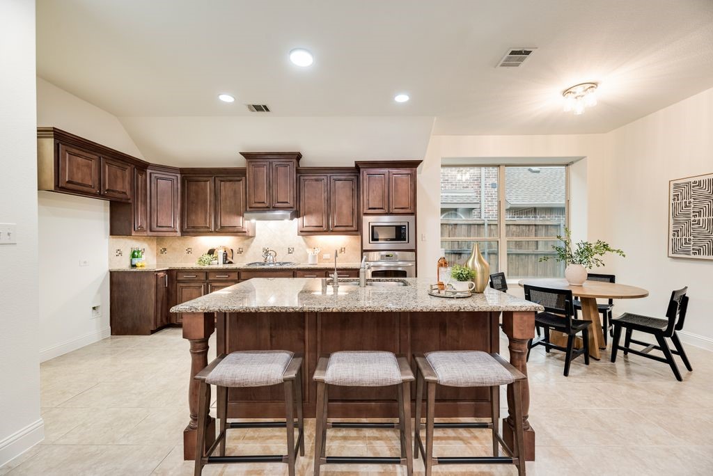 15935 Willowbrook Lane