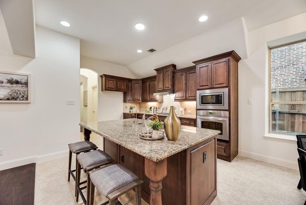 15935 Willowbrook Lane