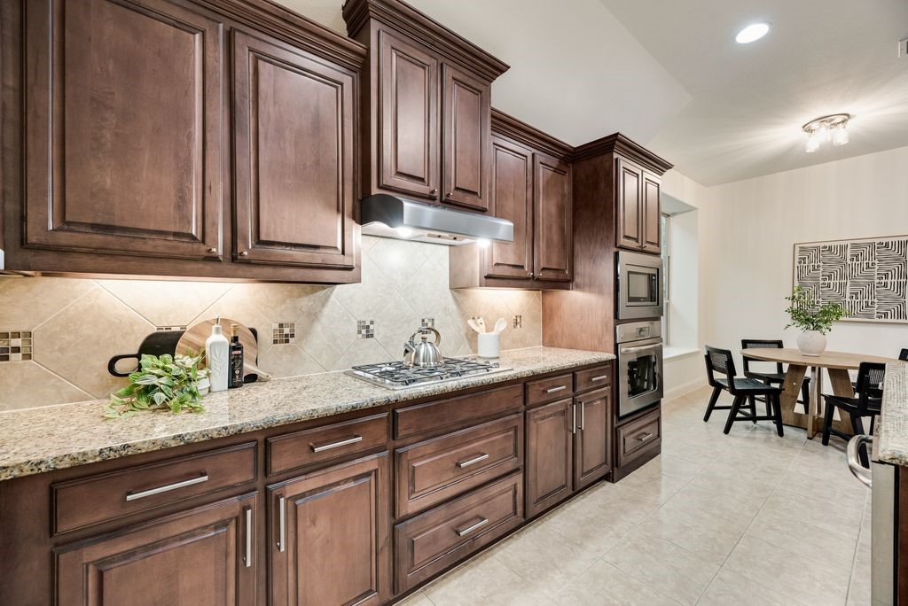 15935 Willowbrook Lane