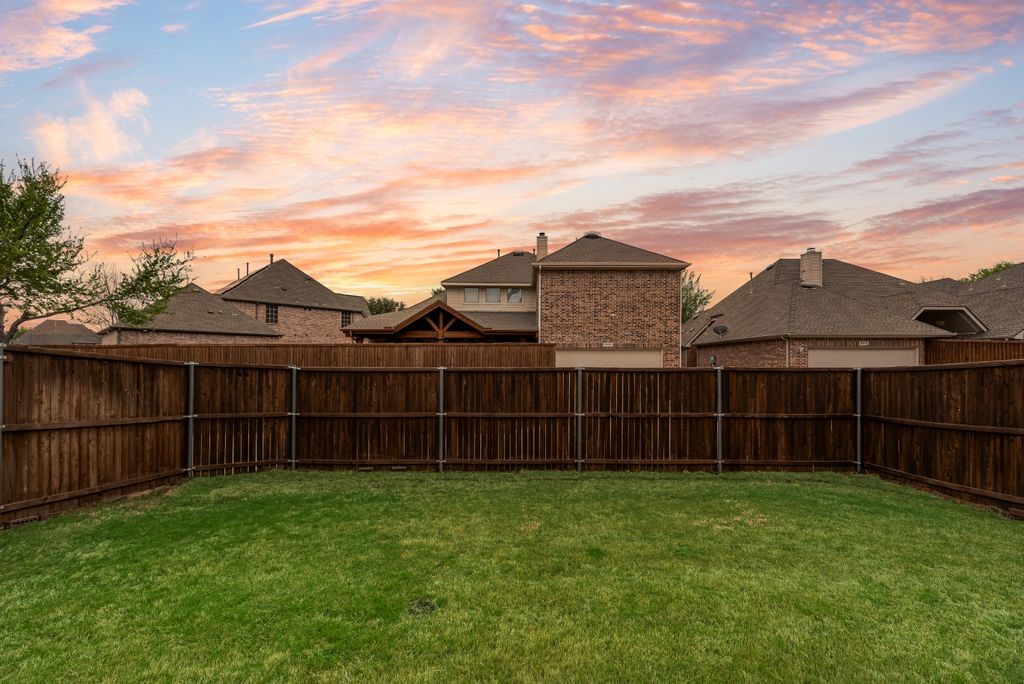 15935 Willowbrook Lane