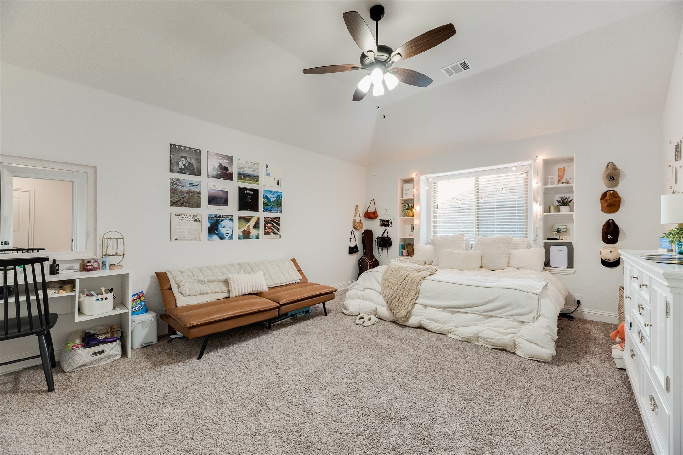 3208 Emerald Grove Lane