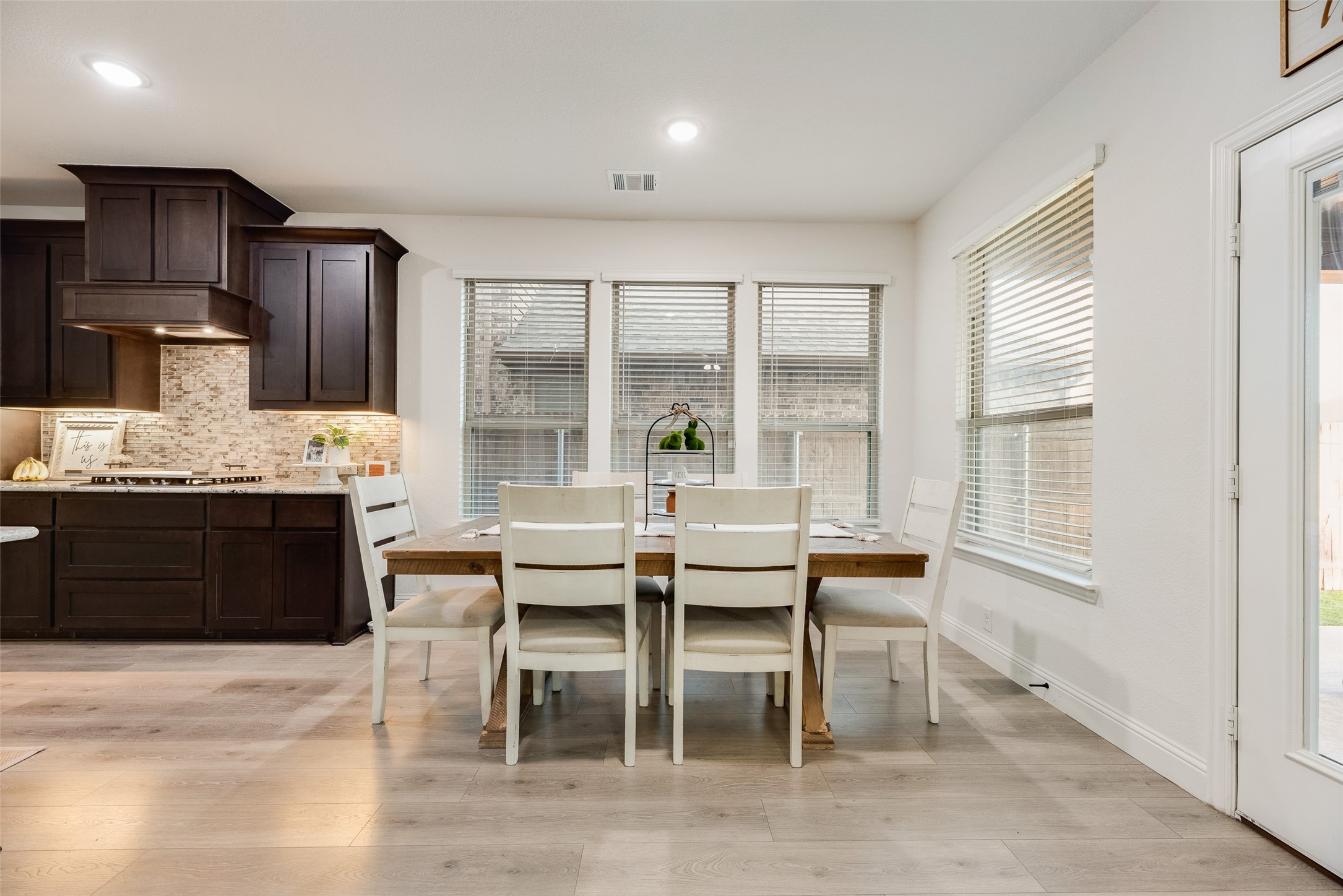 3208 Emerald Grove Lane