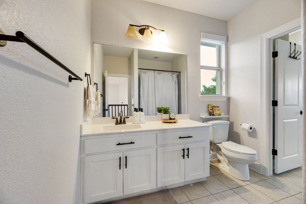 3413 Maplewood Drive