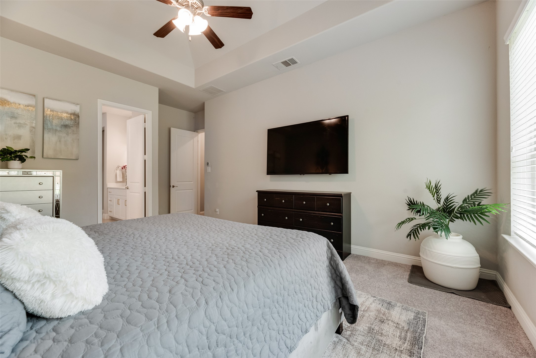2900 Vaquero Lane
