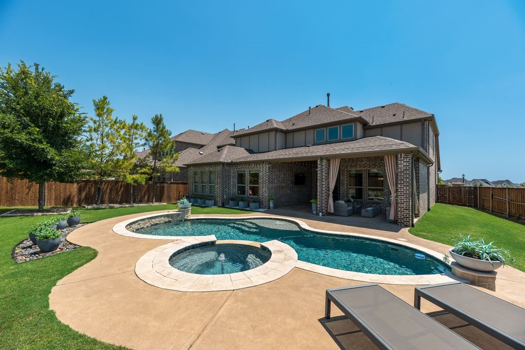 2900 Vaquero Lane