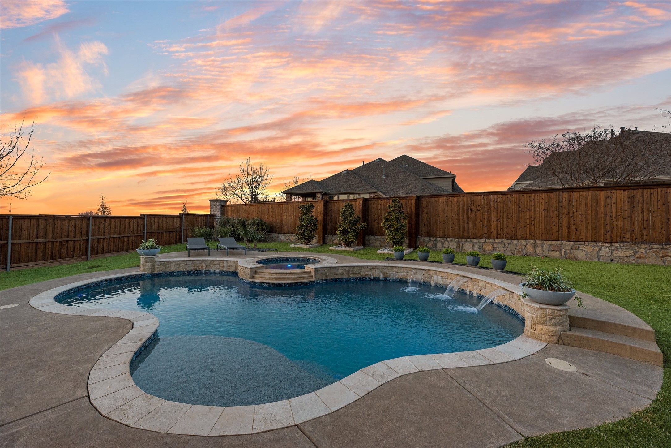 2900 Vaquero Lane