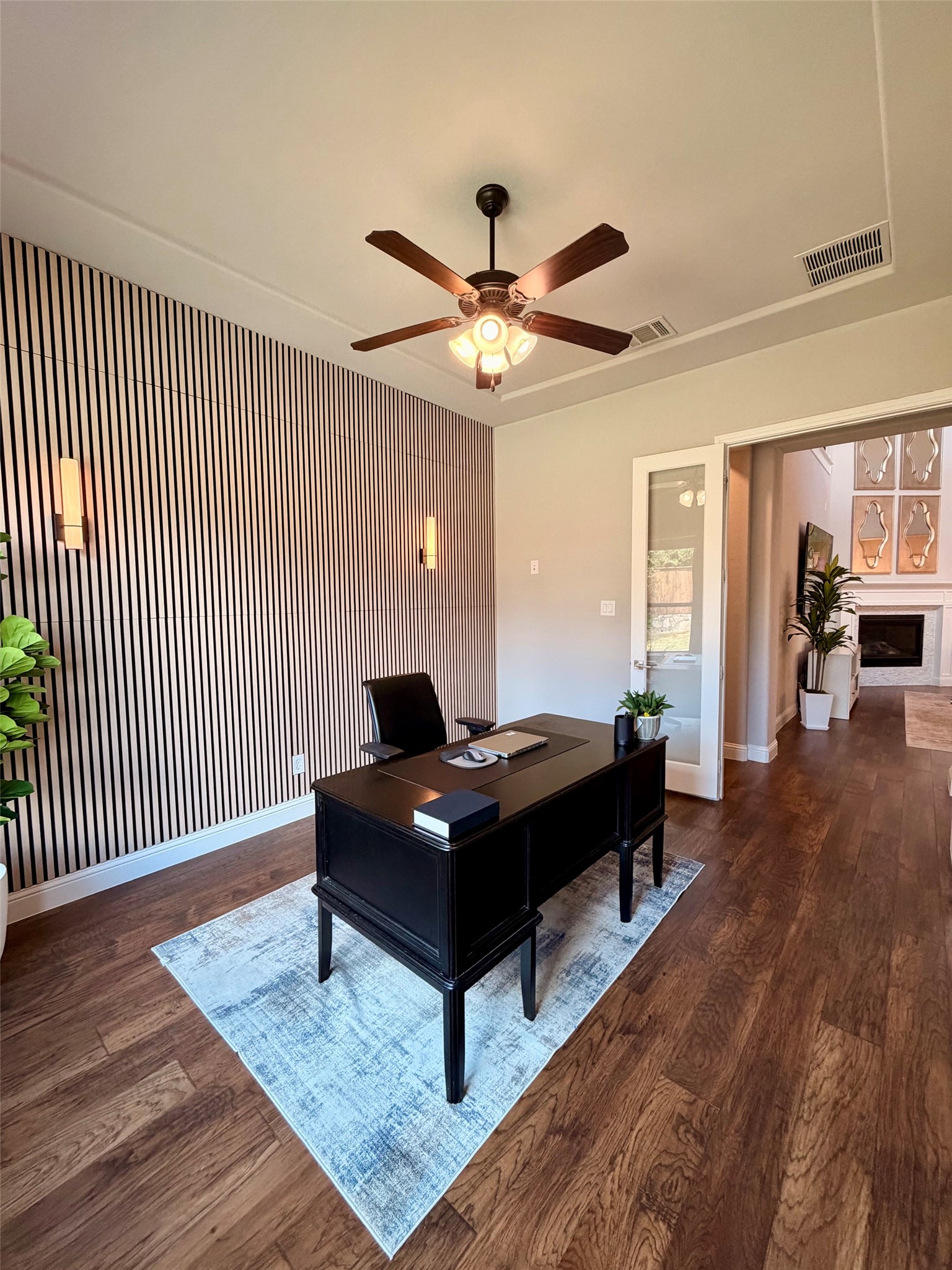2900 Vaquero Lane