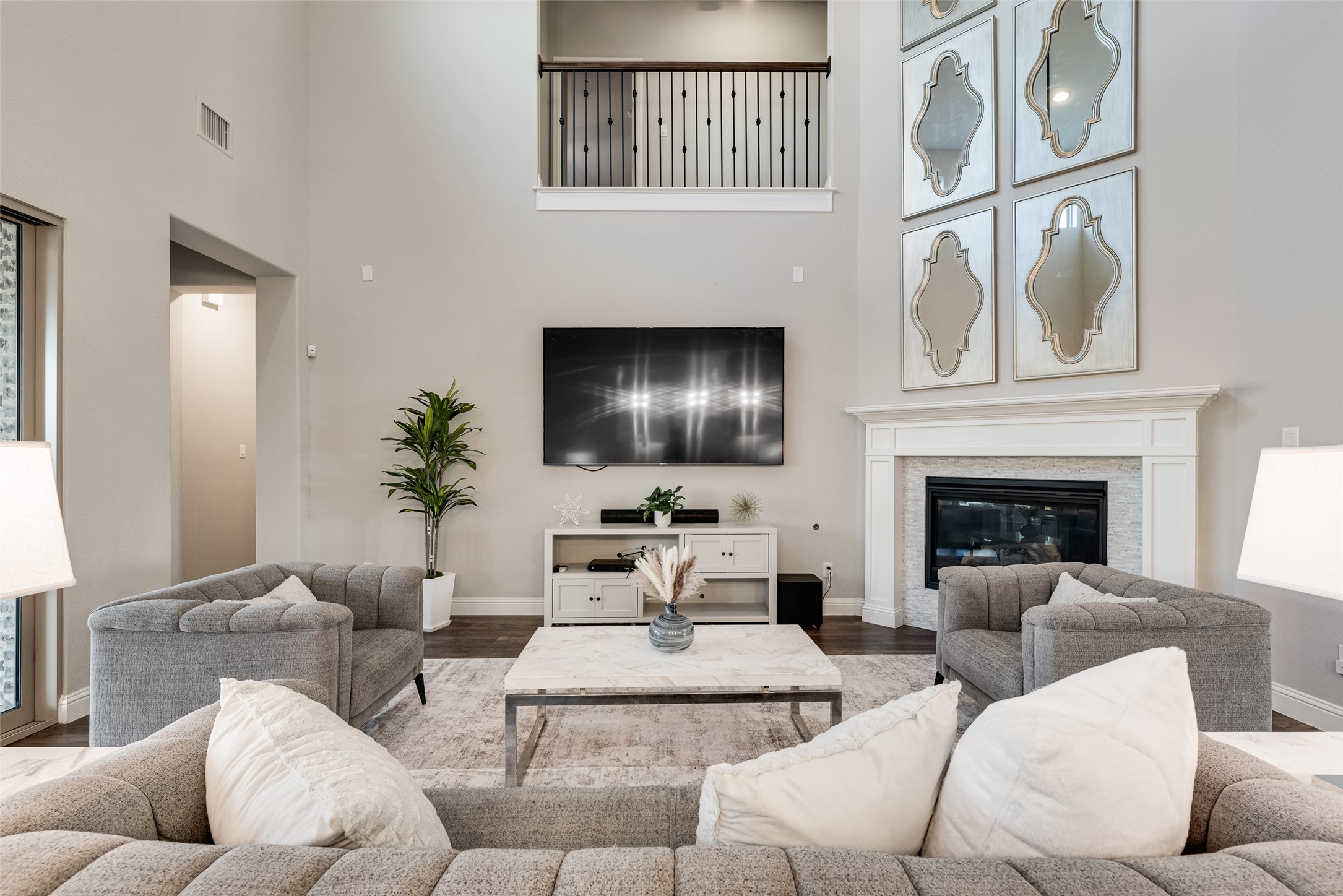 2900 Vaquero Lane