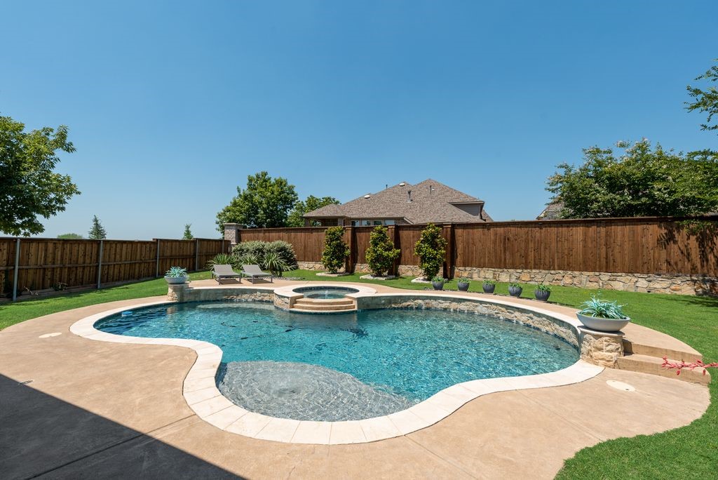 2900 Vaquero Lane