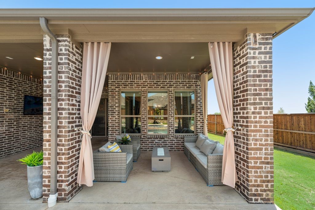 2900 Vaquero Lane