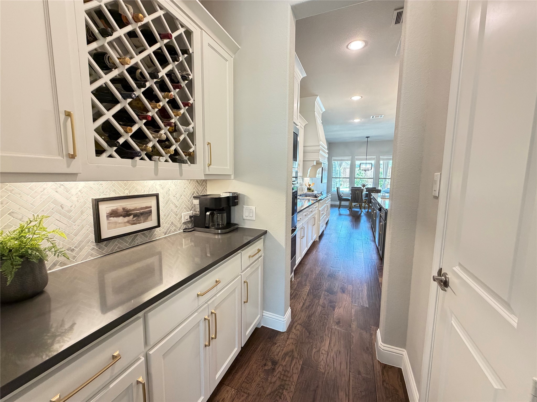 2900 Vaquero Lane