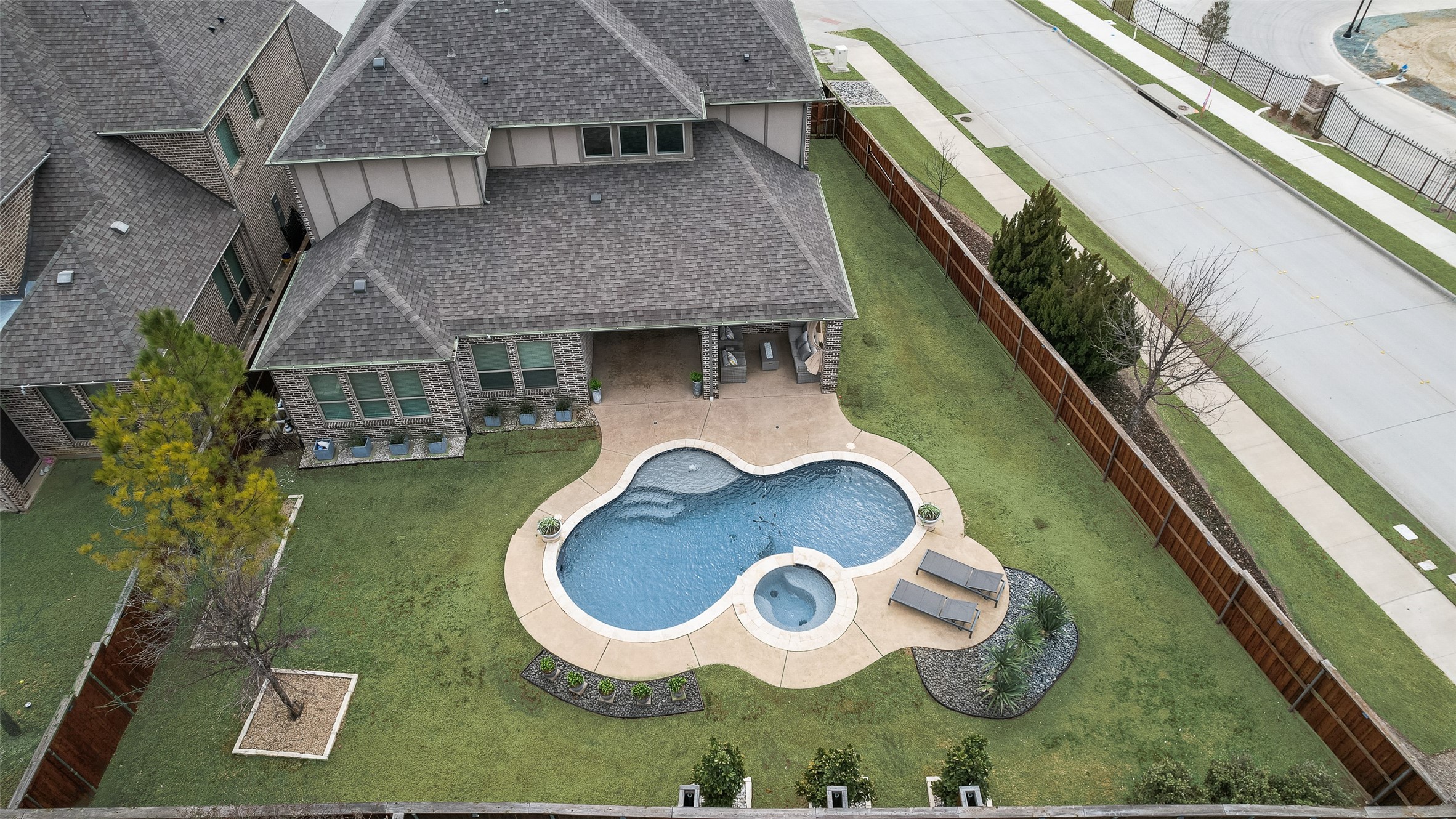 2900 Vaquero Lane
