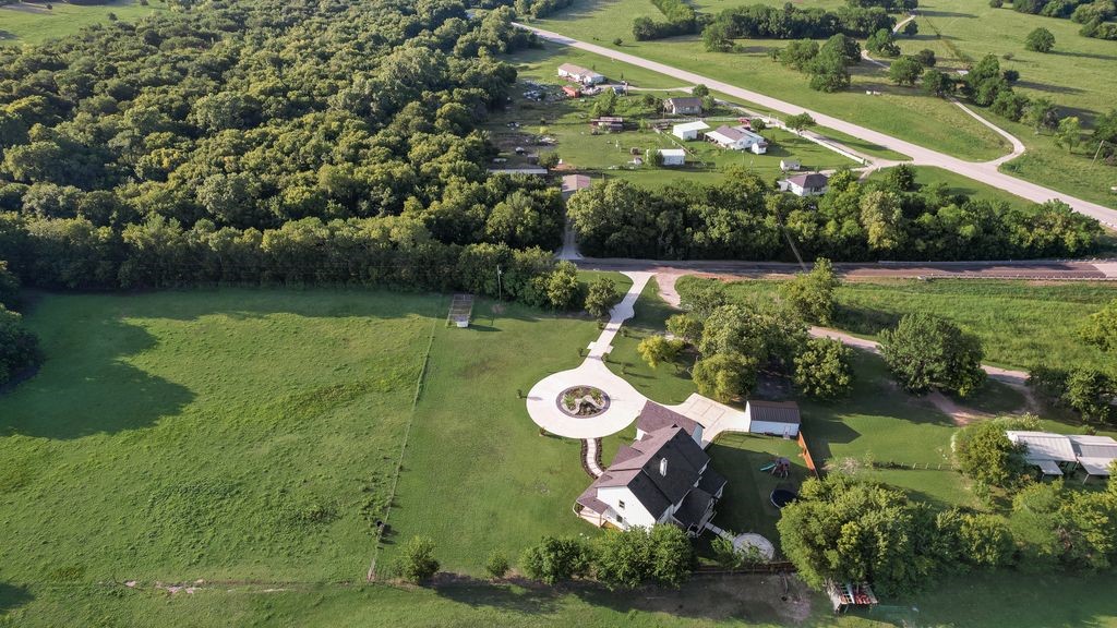 6677 County Road 619