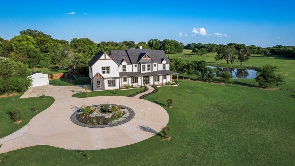 6677 County Road 619