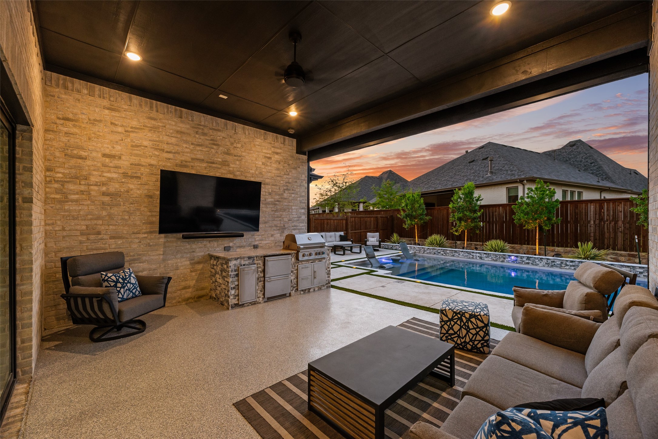 2414 Hawksbury Court