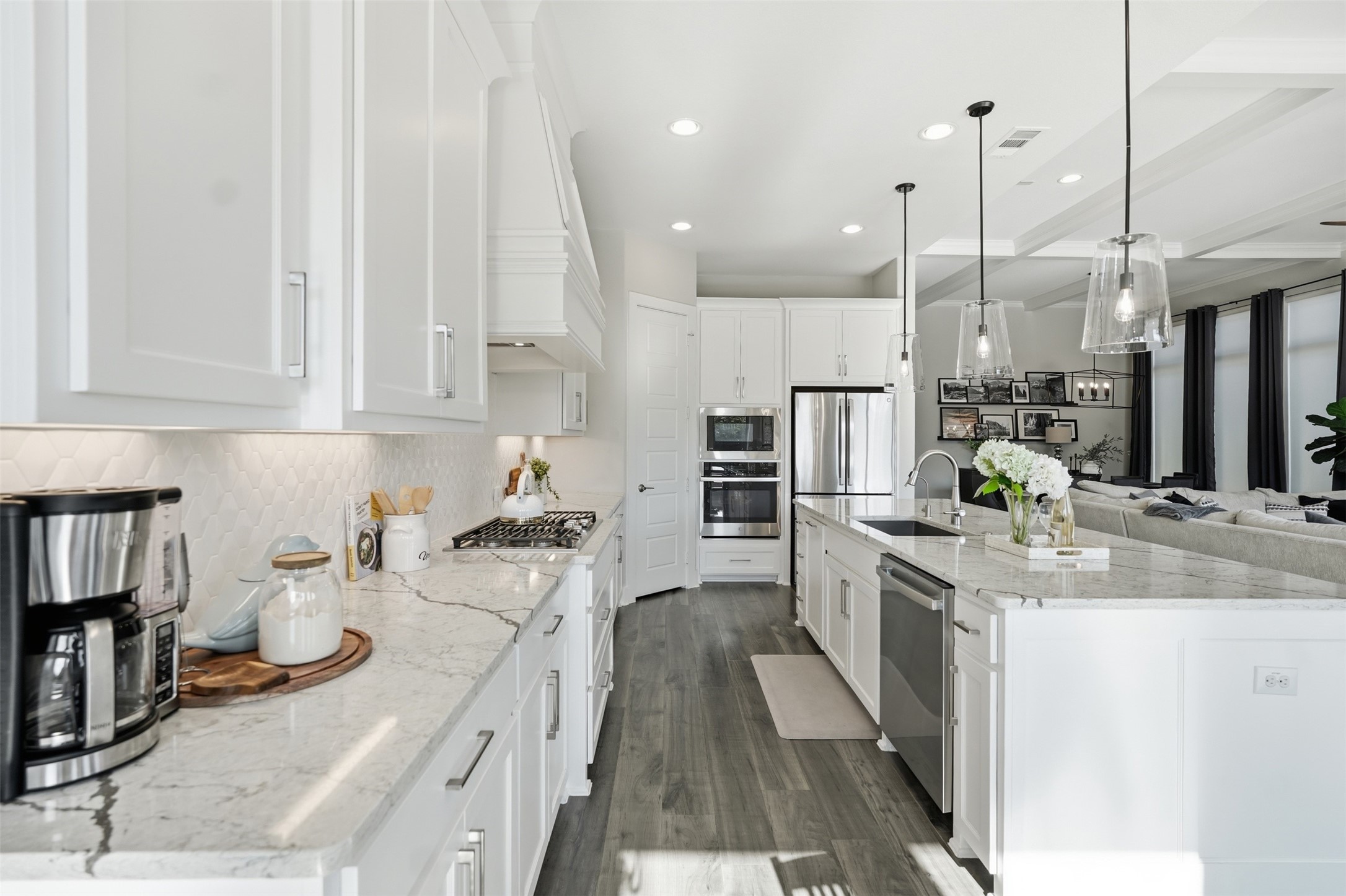 3208 Alexandra Lane