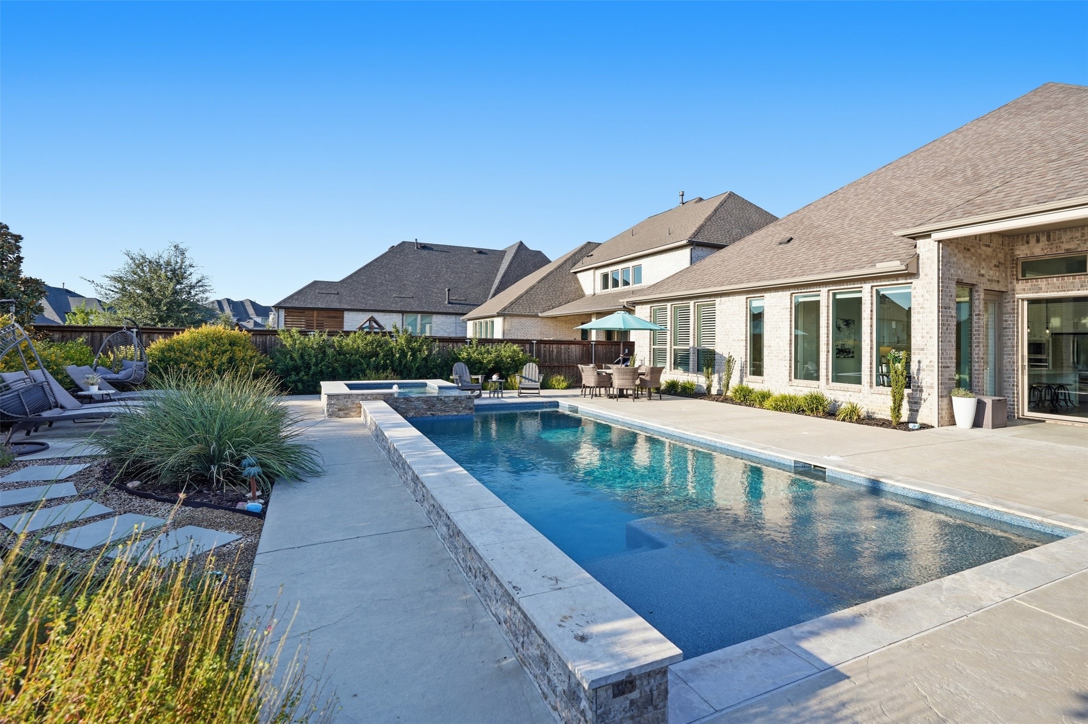 3208 Alexandra Lane