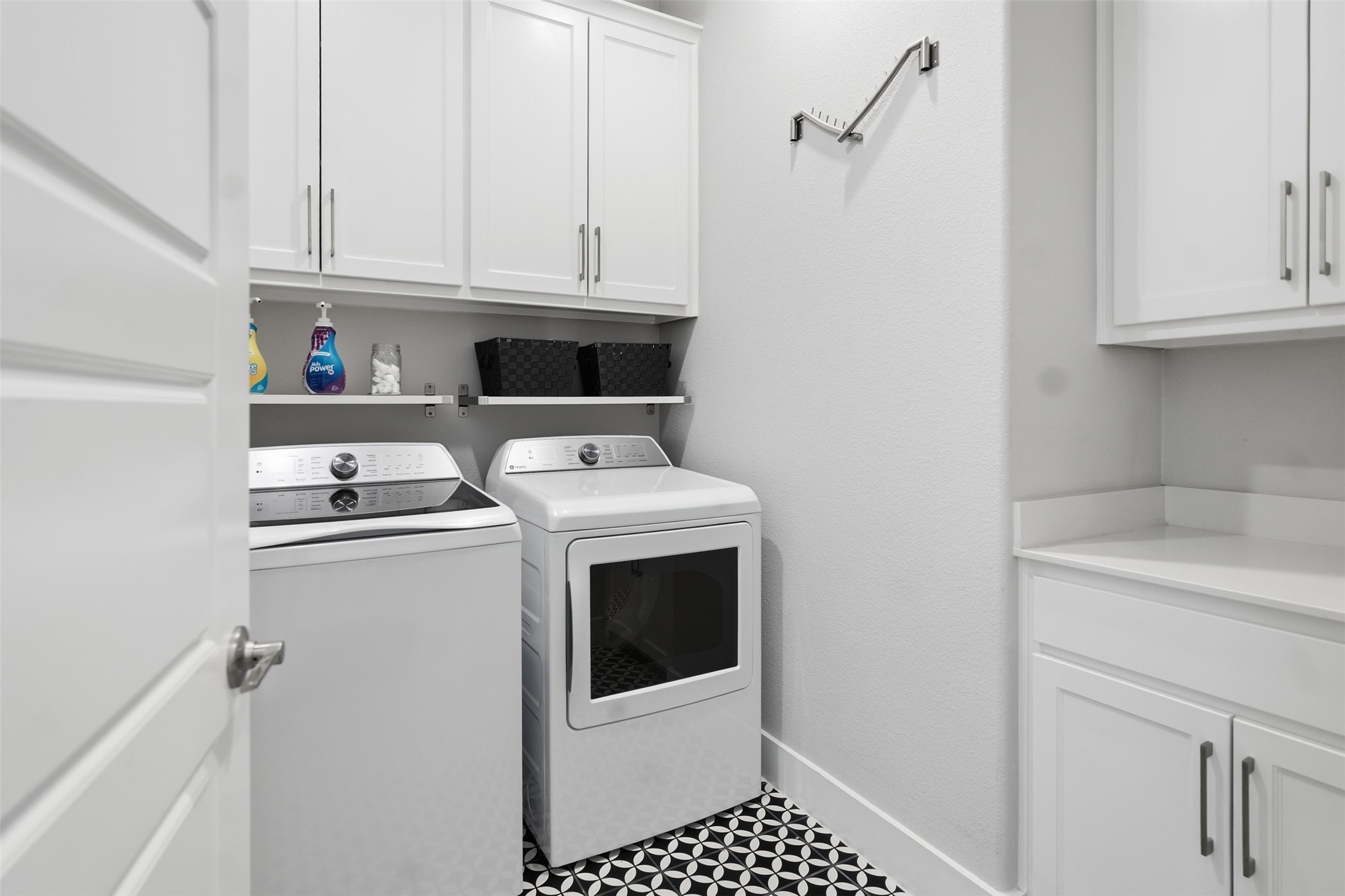 3208 Alexandra Lane