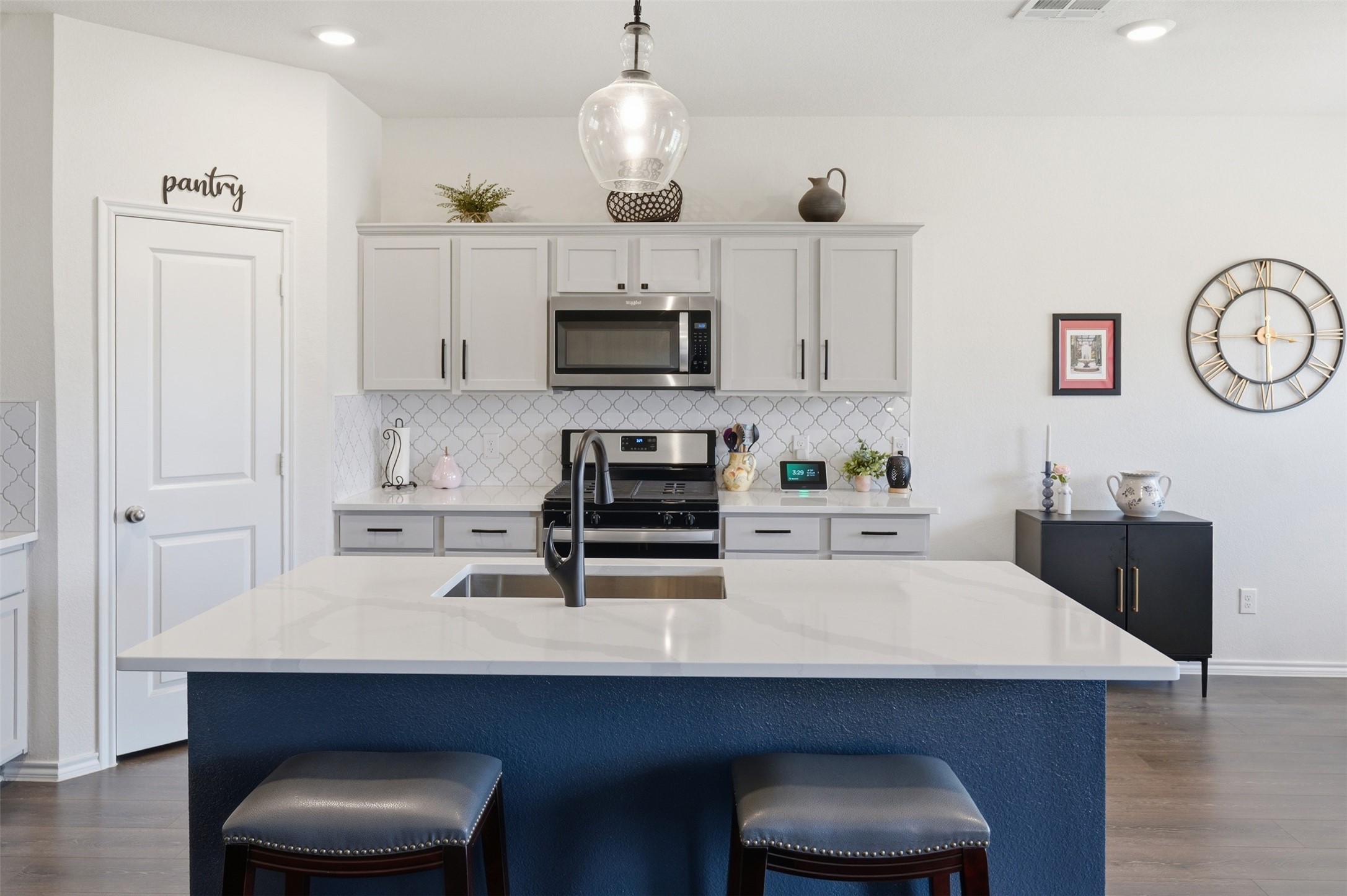 1102 Emerald Gate Drive
