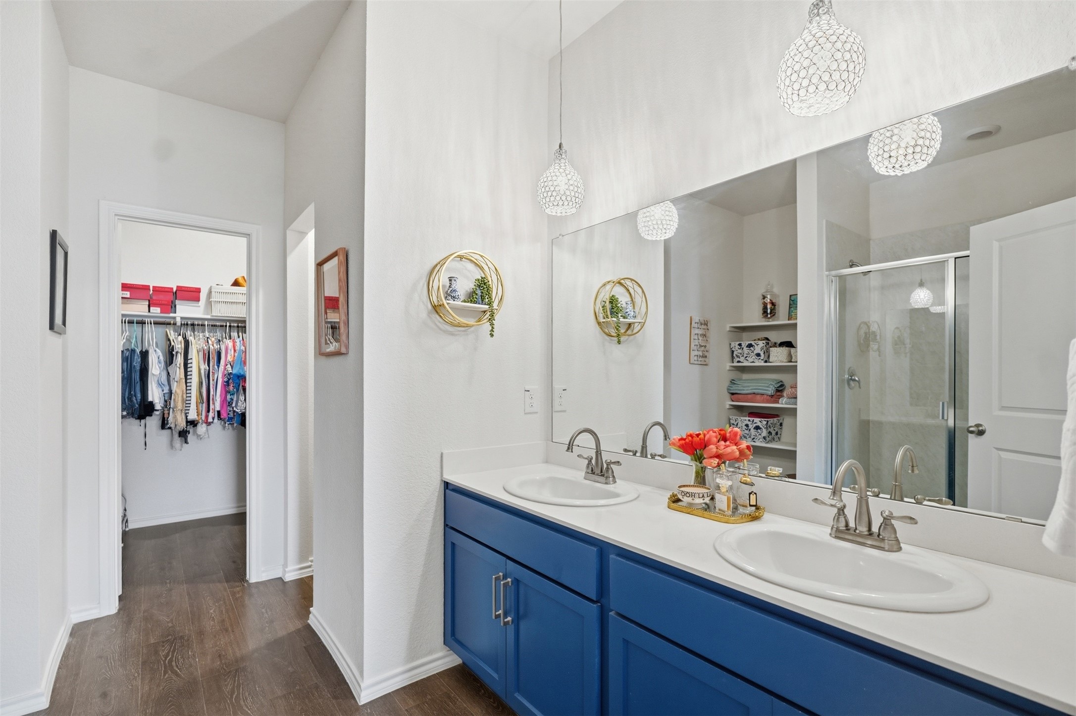 1102 Emerald Gate Drive