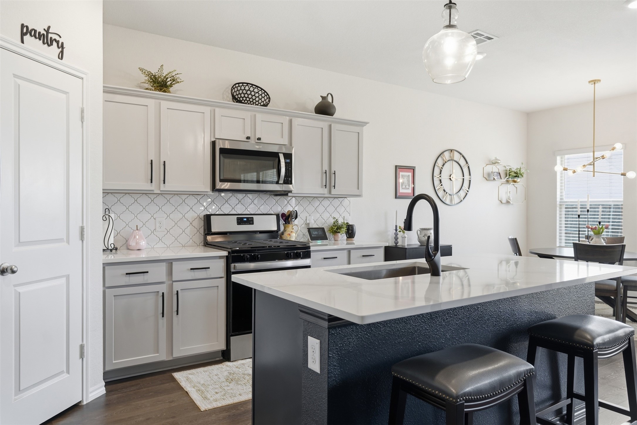 1102 Emerald Gate Drive