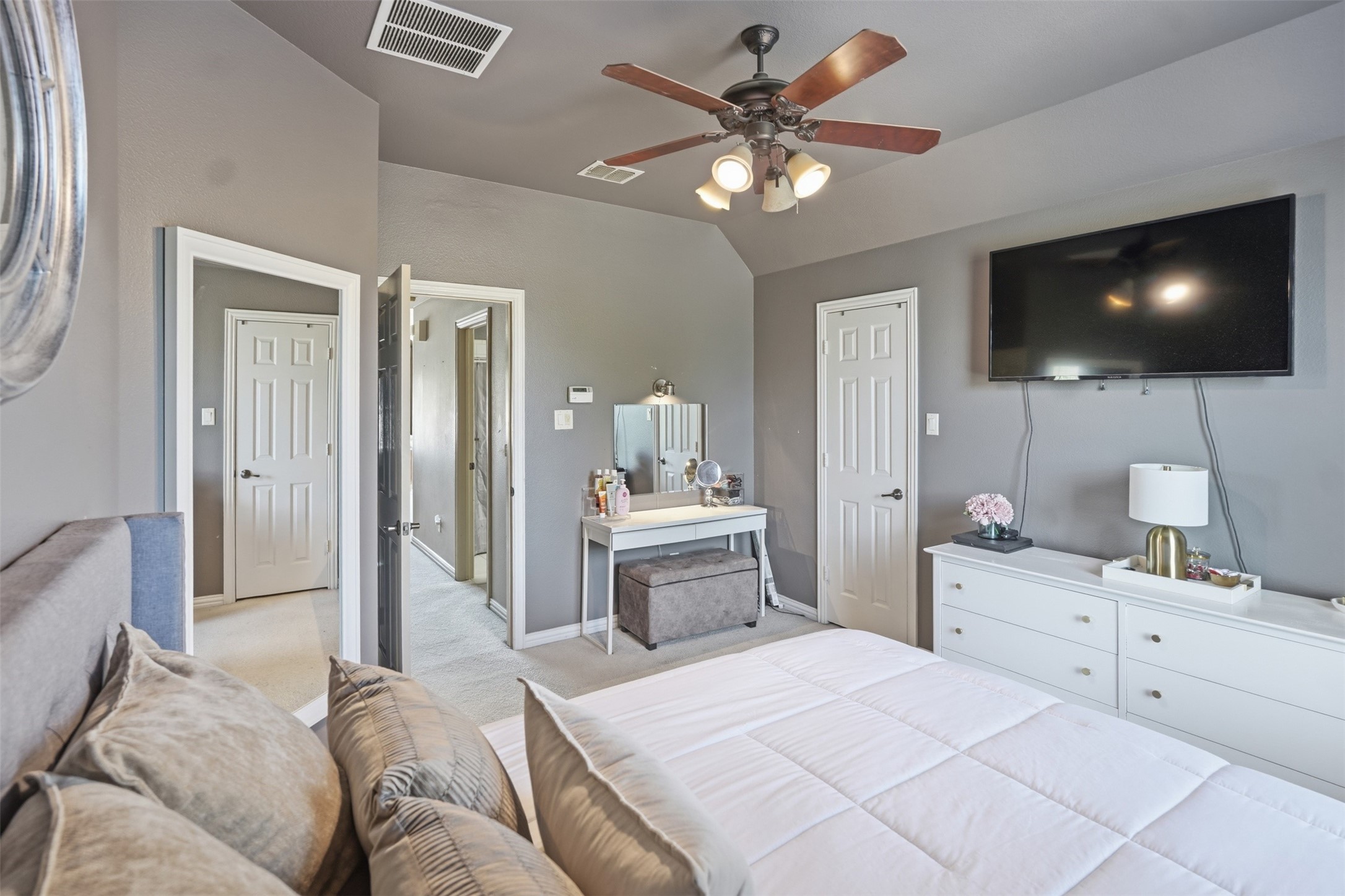 1001 Bristlewood Drive