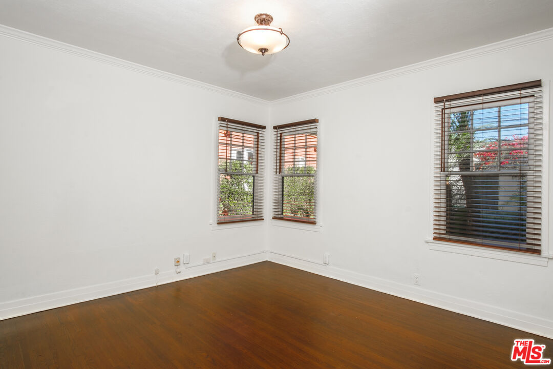 816 N Crescent Heights Blvd