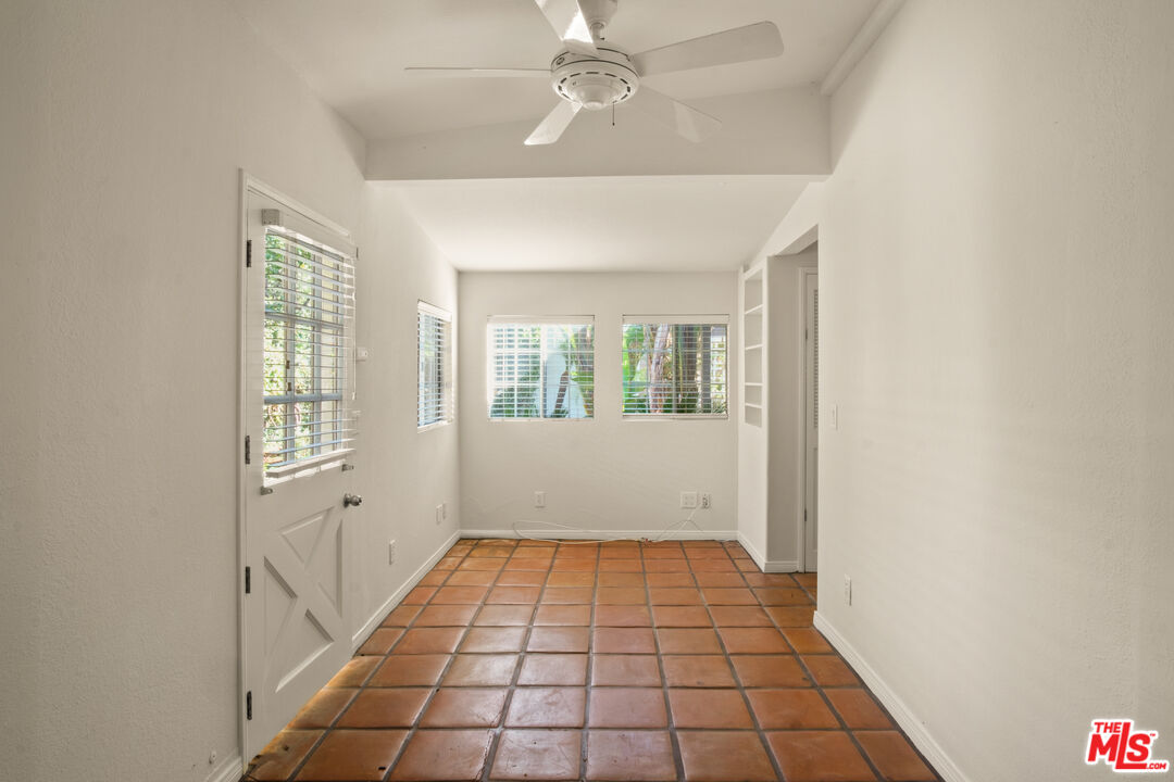 816 N Crescent Heights Blvd