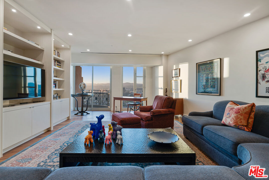10580 Wilshire Blvd Unit: 91