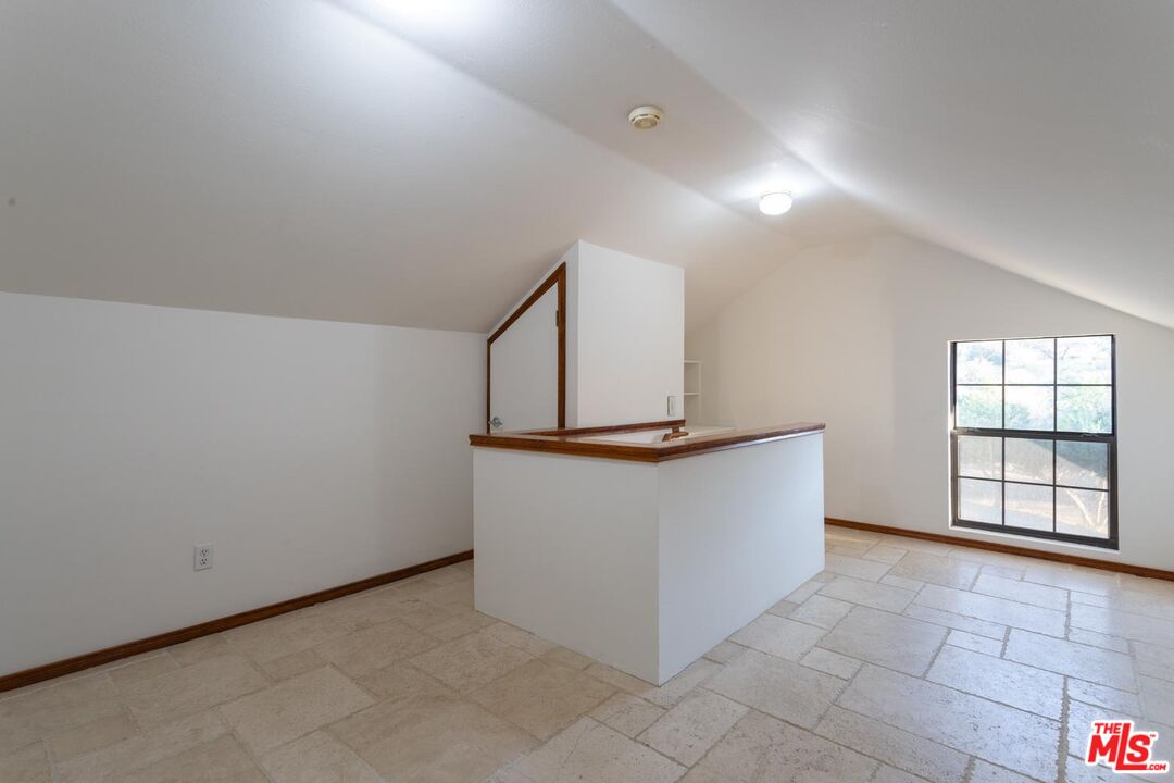 29243 Piani Rd
