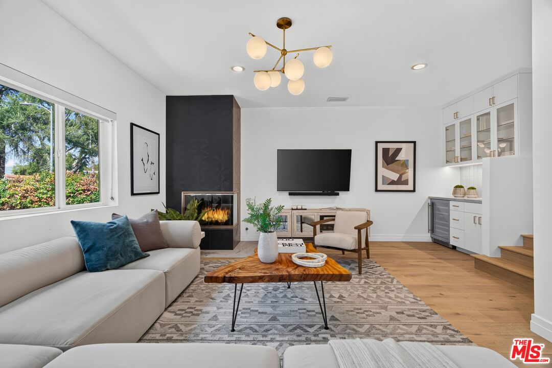14348 Roblar Pl