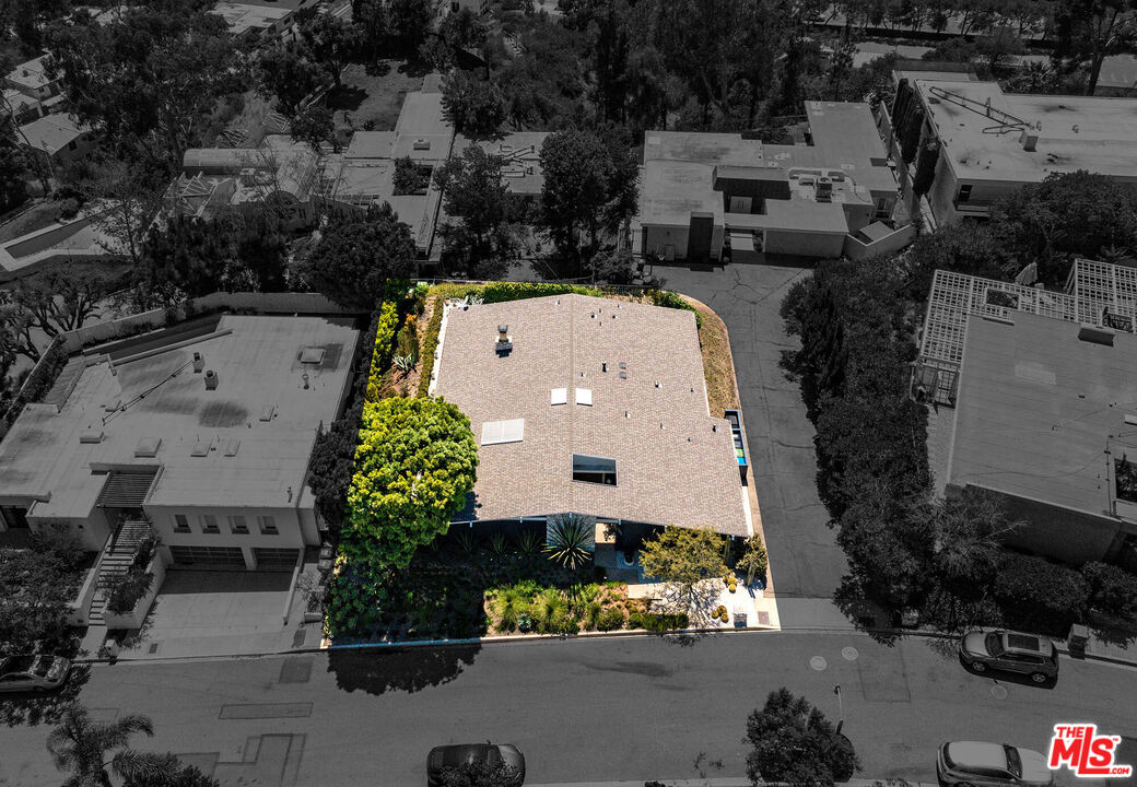 1331 Casiano Rd