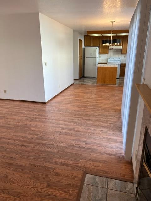 239 Mortimer Lane
