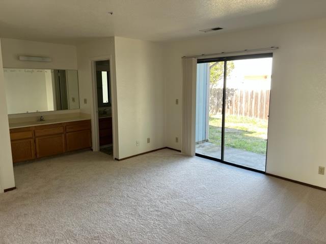 239 Mortimer Lane