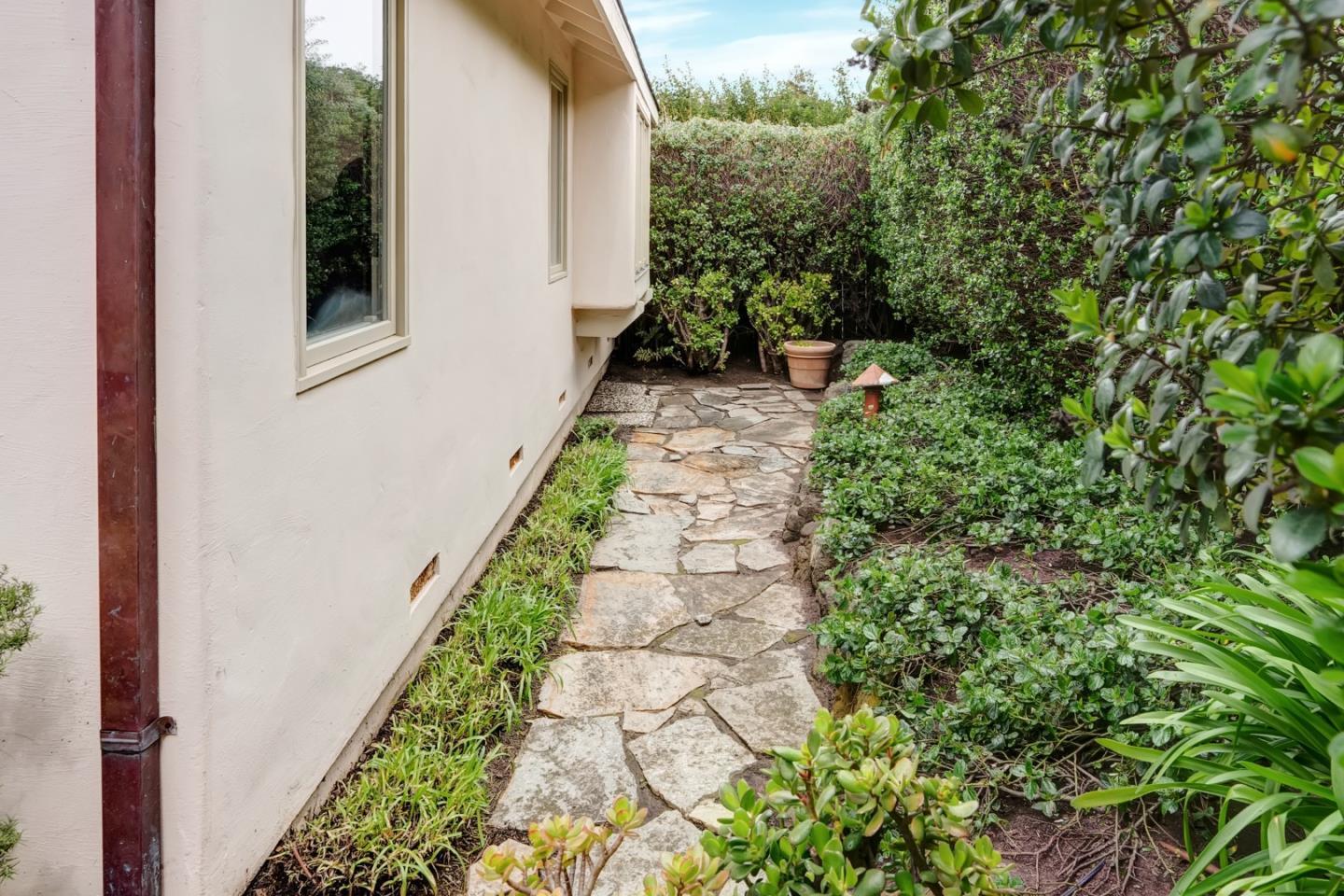 0 San Antonio 2SE of 10th Avenue