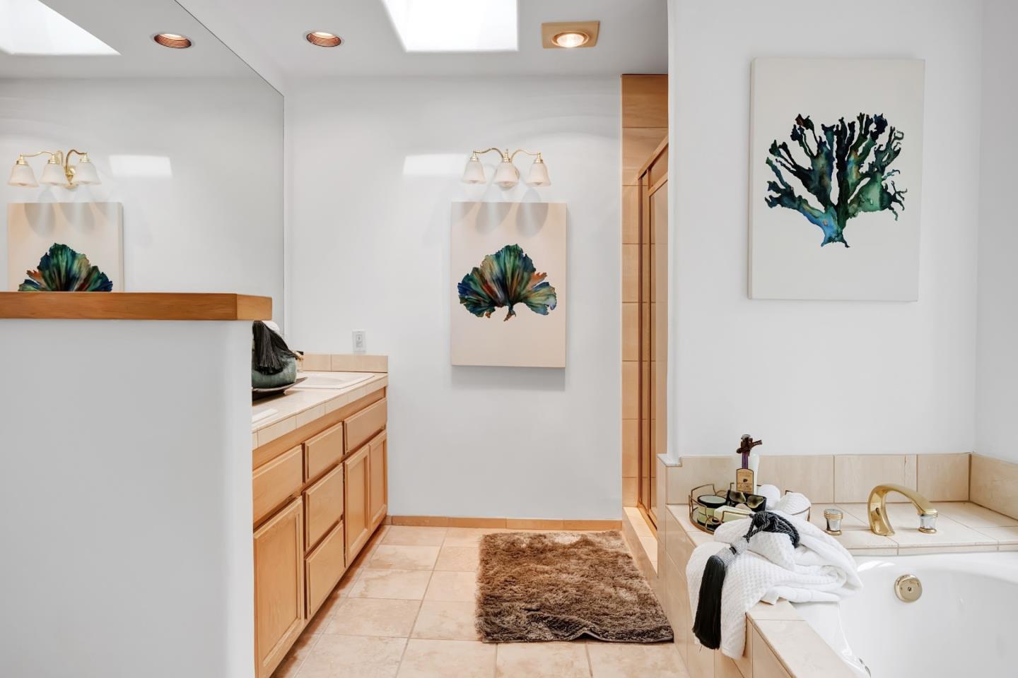 0 San Antonio 2SE of 10th Avenue